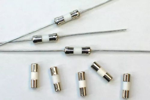 电饭煲意外起火 业主做饭时外出的警示与生产电熔镁的潜在风险